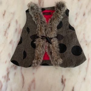 Catimini wool tweed vest with faux fur trim.
